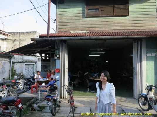 Jen posing in front of our great discovery.What a wonderful breakfast we had. A great memory to cherish.